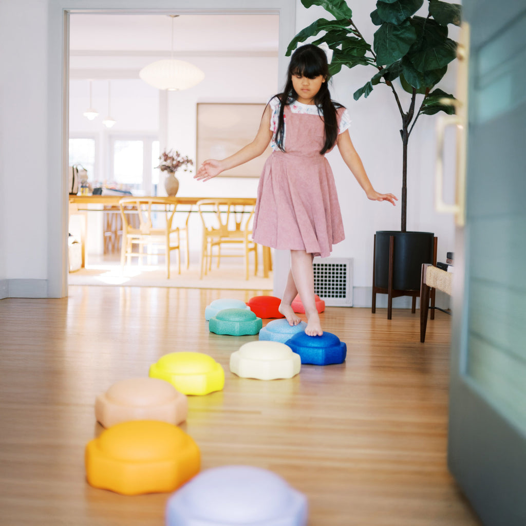 StepPebbles and FREE Balance Board | Primary (VBZ4)