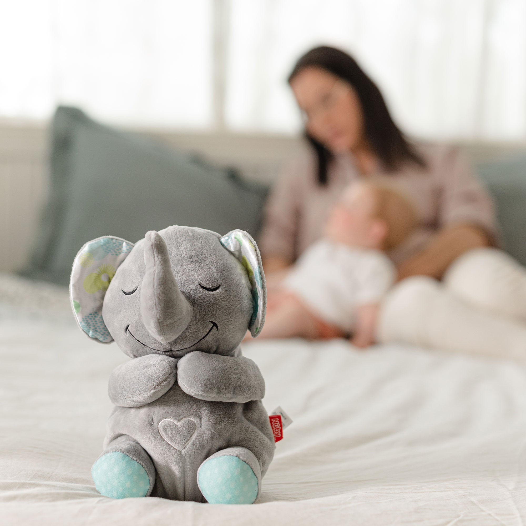 Motion & Sound Plush (7IZT)