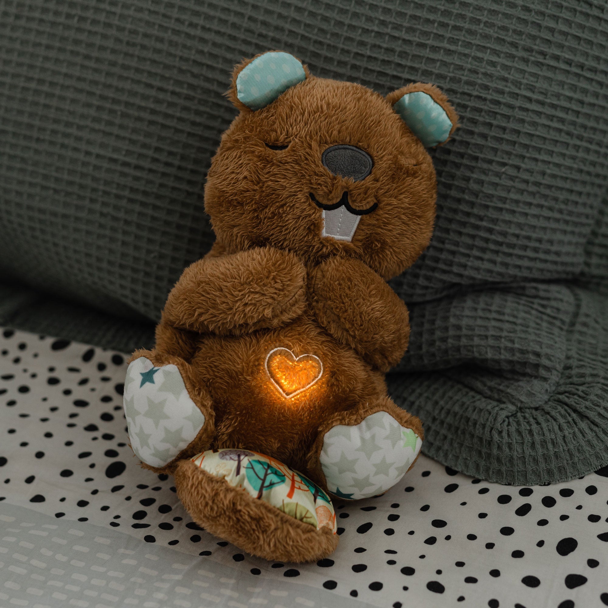 Motion & Sound Plush (7IZT)