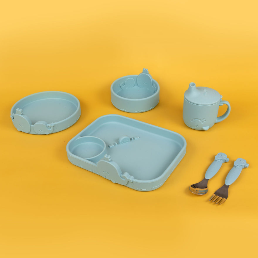 Animal Friends 6-Piece Dinnerware Set - Blue Whale (3802)