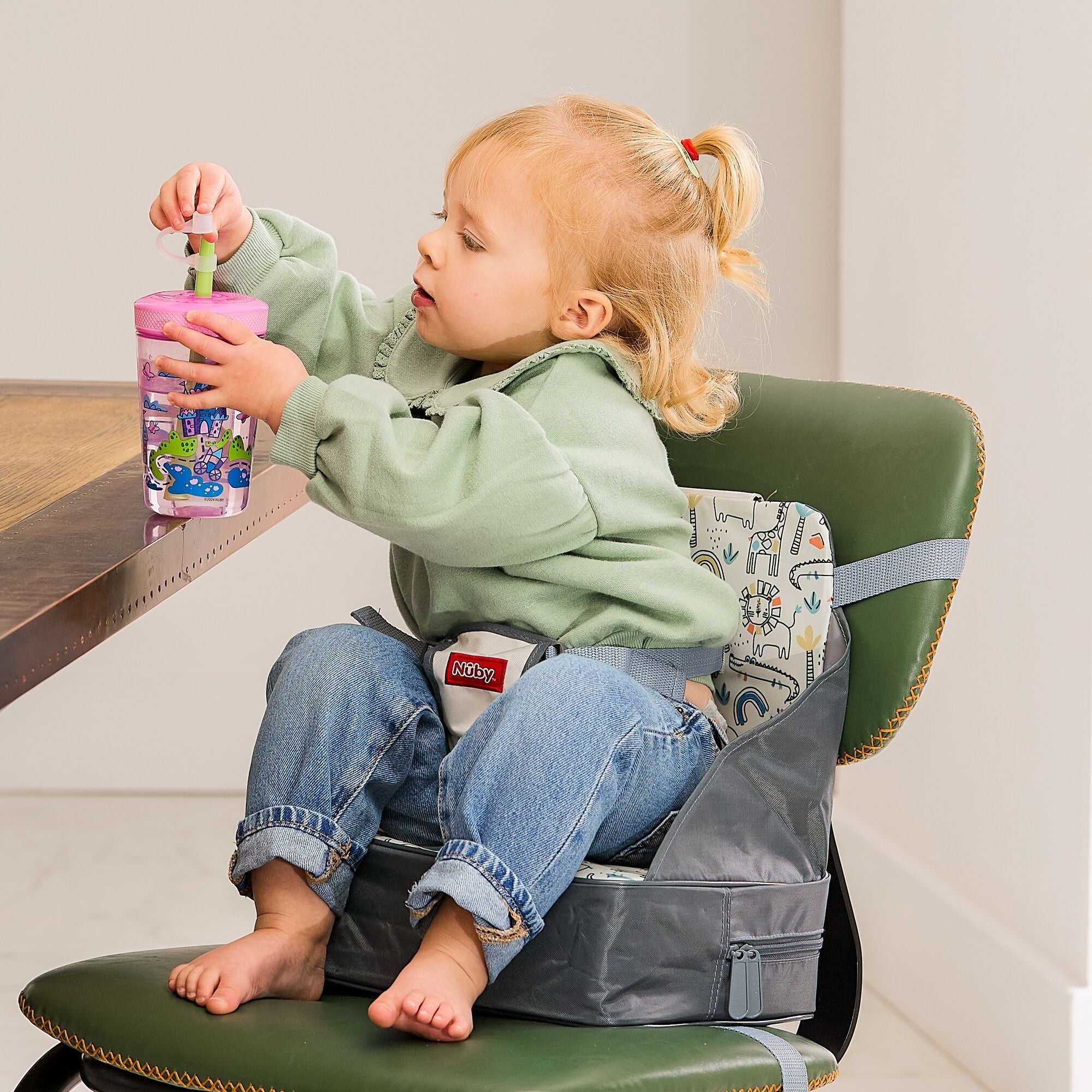 Easy Go High Chair Booster Seat | Animals (N0AB)