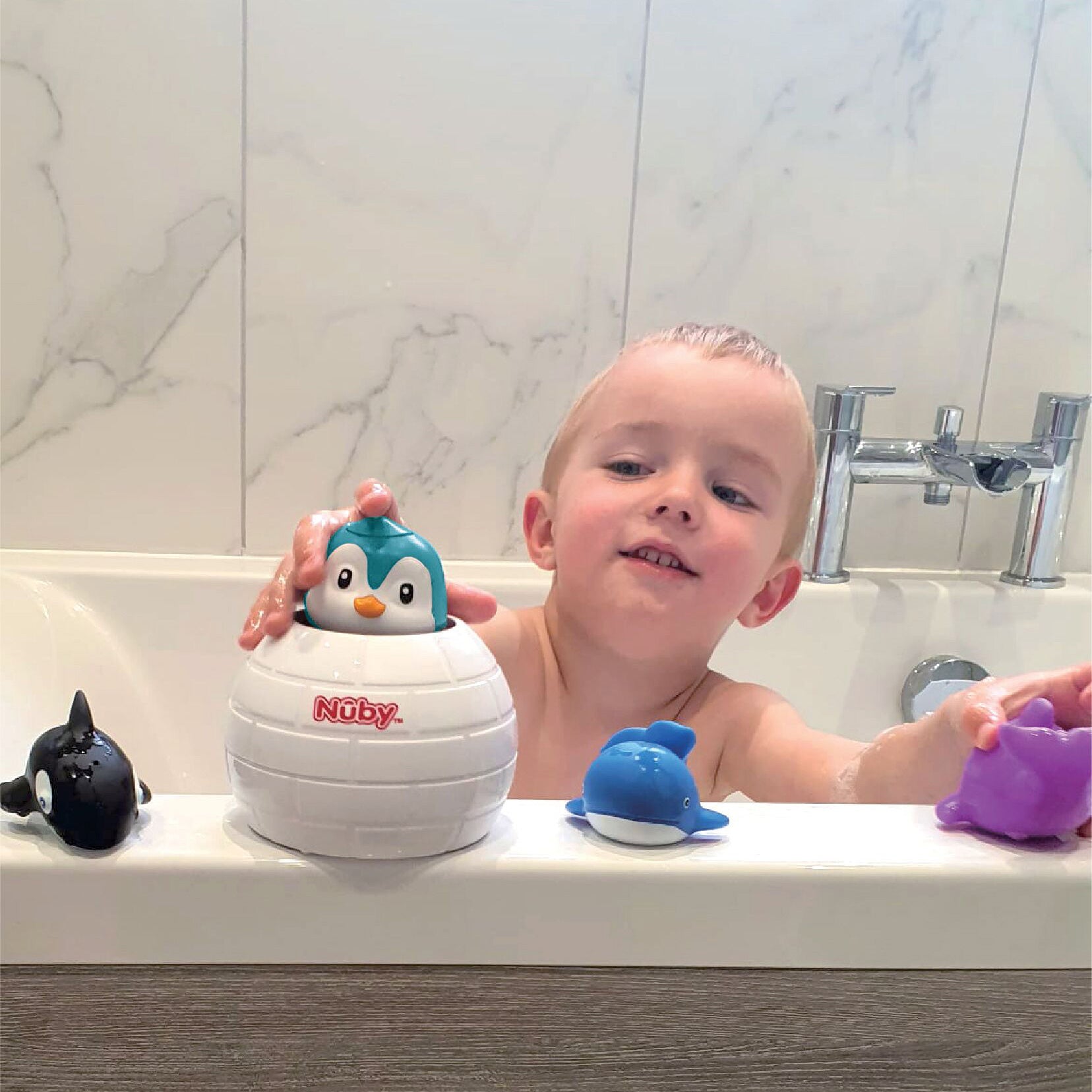 Penguin Pop-Up Bath Toy (XHPD)