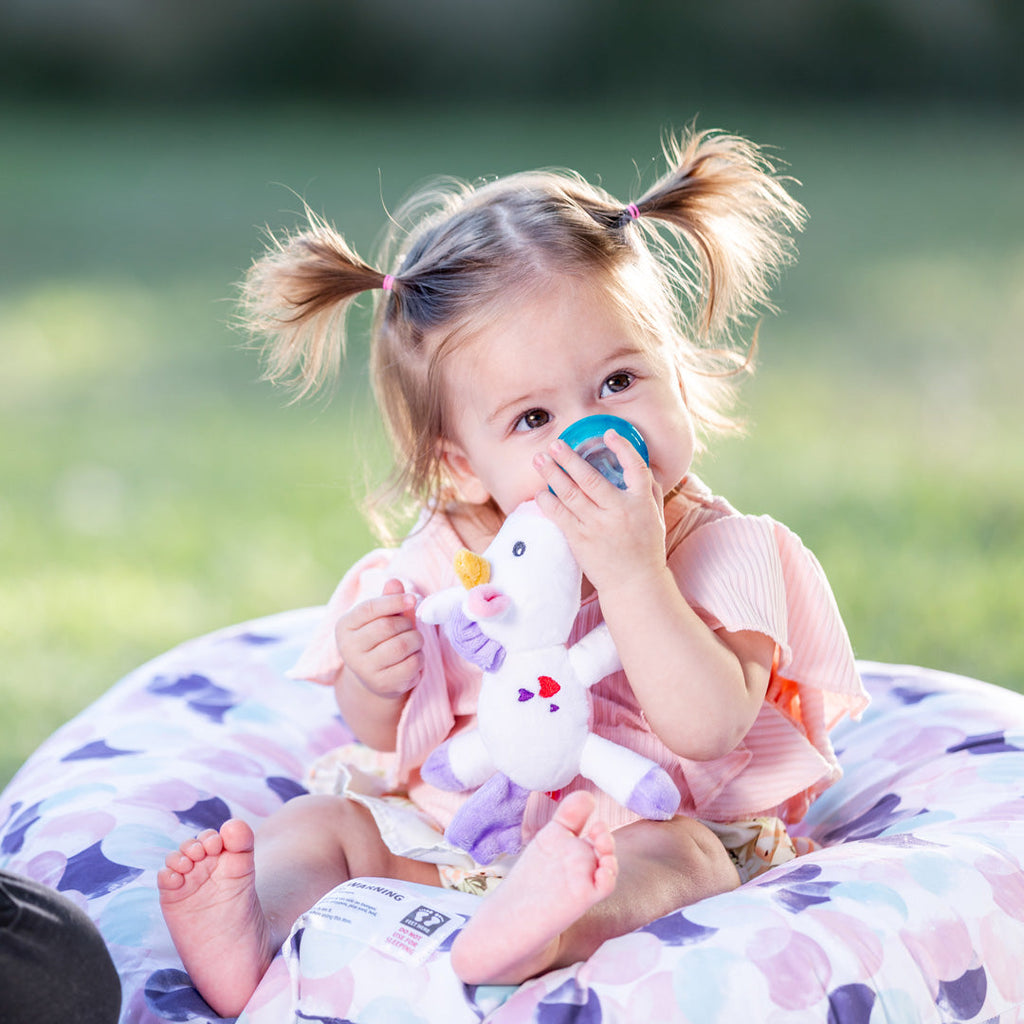 Snuggleez Pacifier and Clip Combo Set (BY9H)